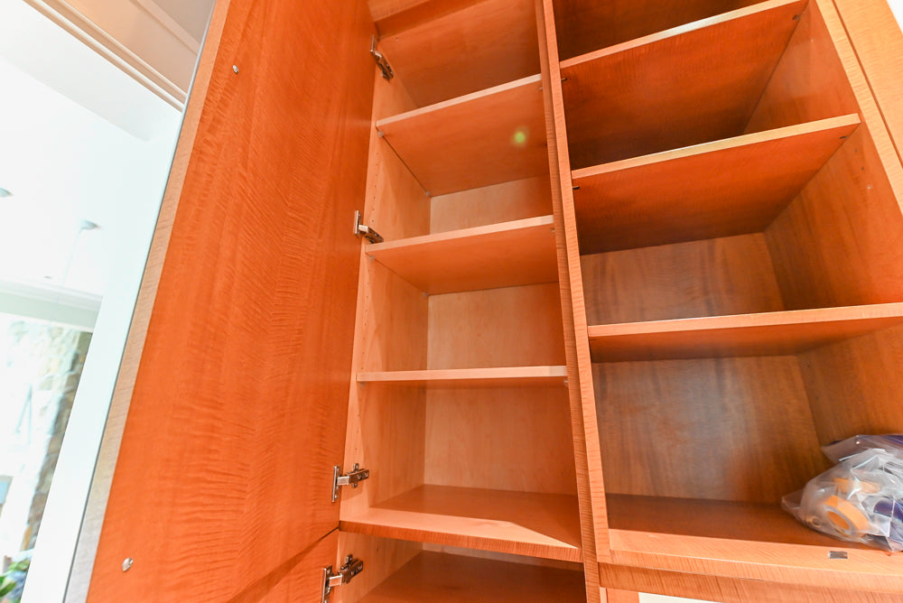 Custom Transitional Kitchen with Island, Granite Countertops and Complete Appliance Package