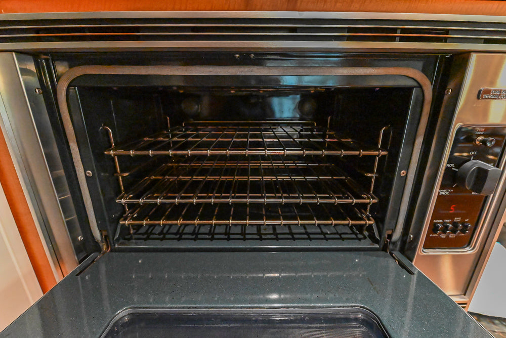 Custom Transitional Kitchen with Island, Granite Countertops and Complete Appliance Package