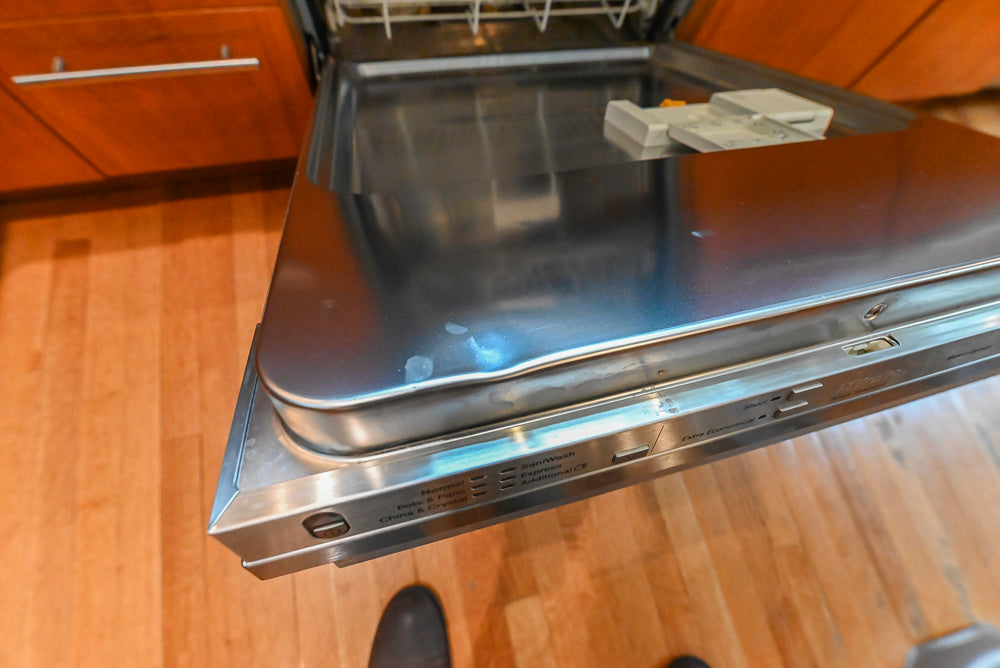 Custom Transitional Kitchen with Island, Granite Countertops and Complete Appliance Package