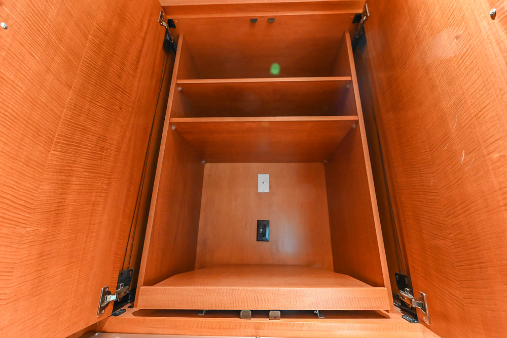 Custom Transitional Kitchen with Island, Granite Countertops and Complete Appliance Package