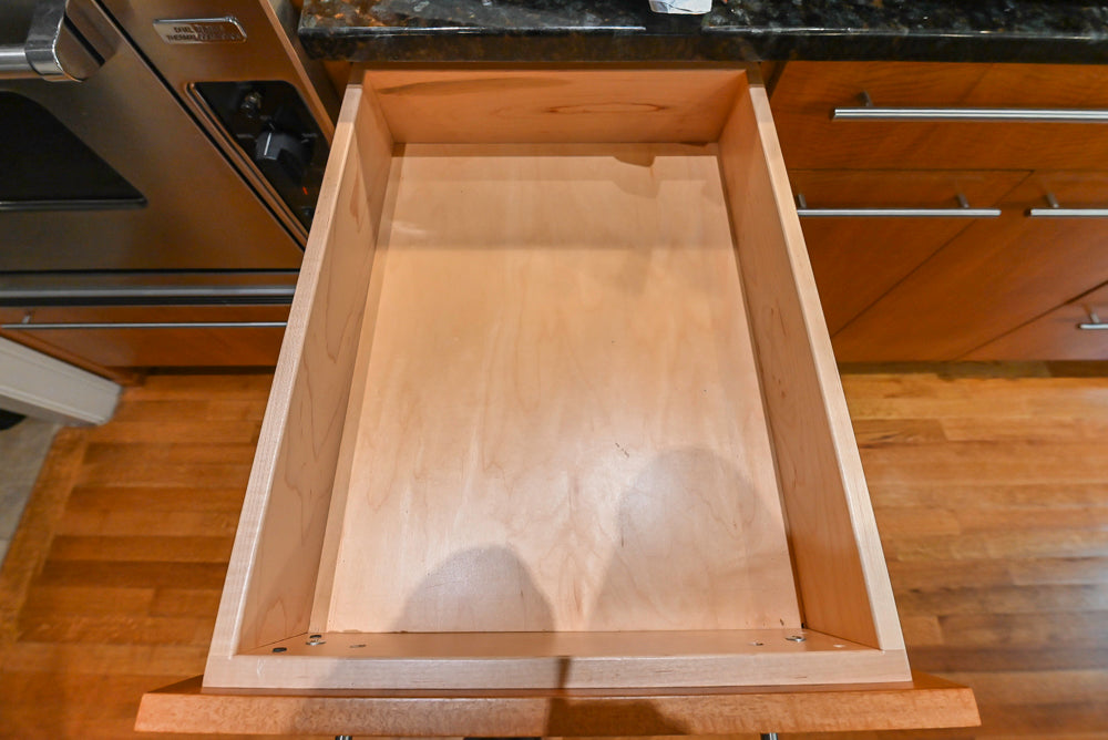 Custom Transitional Kitchen with Island, Granite Countertops and Complete Appliance Package