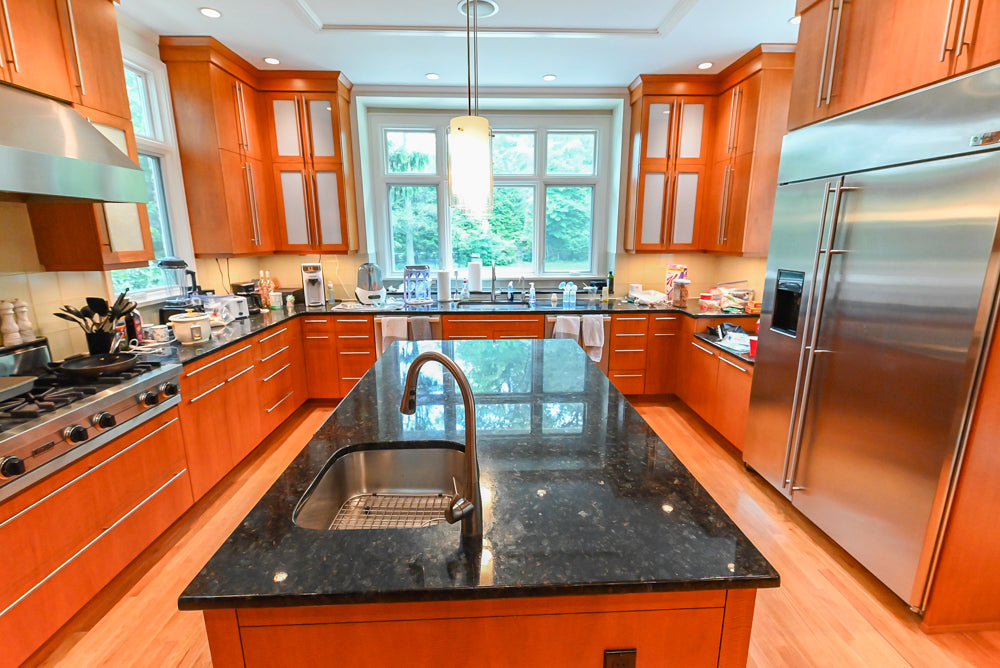 Custom Transitional Kitchen with Island, Granite Countertops and Complete Appliance Package