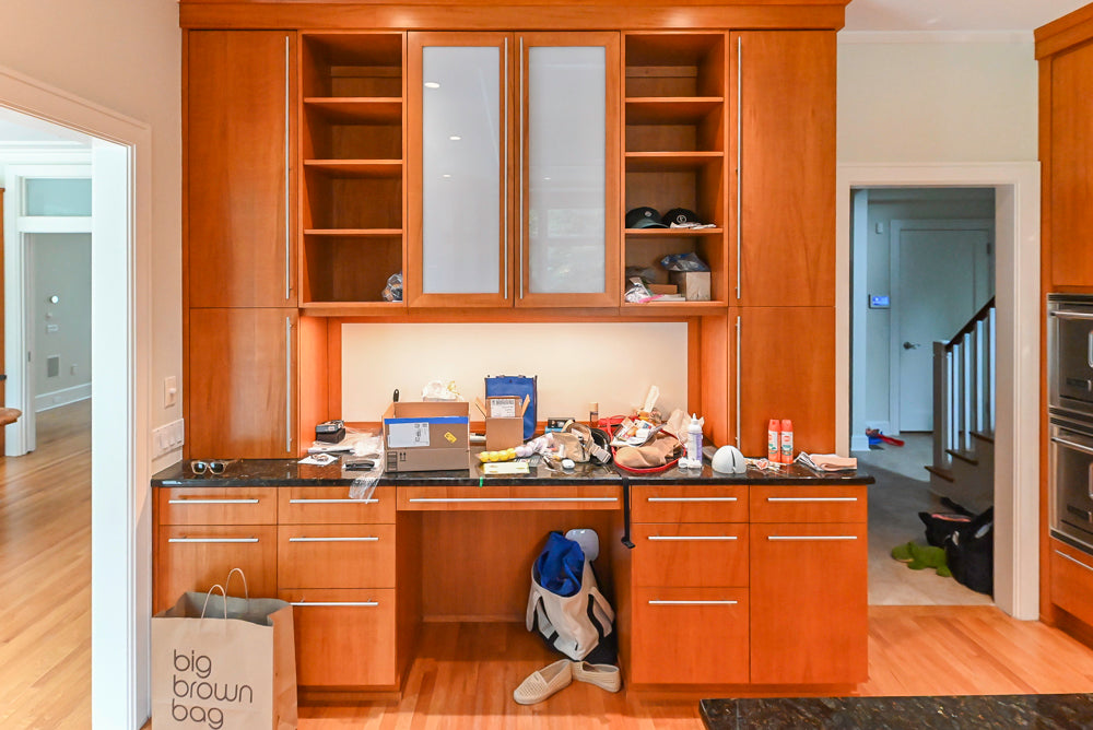 Custom Transitional Kitchen with Island, Granite Countertops and Complete Appliance Package