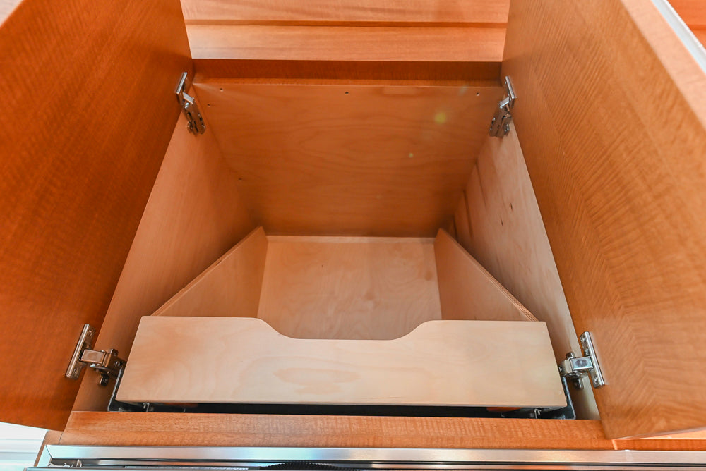 Custom Transitional Kitchen with Island, Granite Countertops and Complete Appliance Package