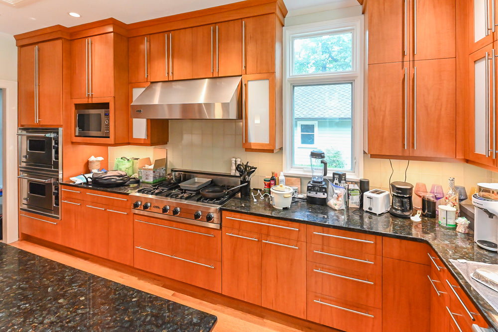 Custom Transitional Kitchen with Island, Granite Countertops and Complete Appliance Package