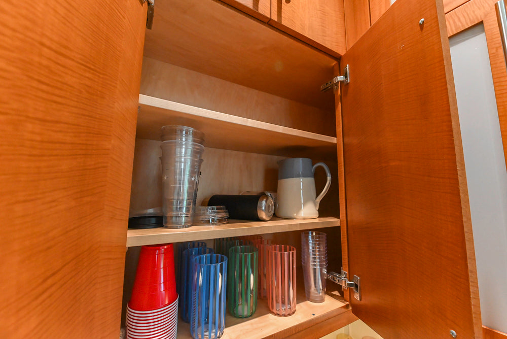 Custom Transitional Kitchen with Island, Granite Countertops and Complete Appliance Package