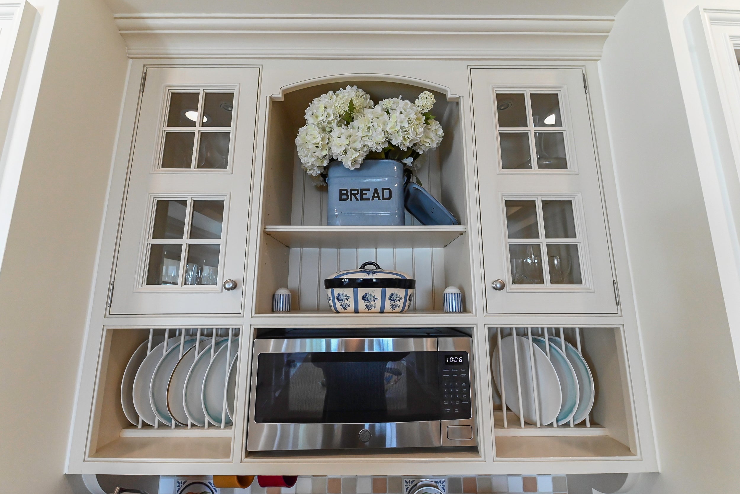 Craftmaid Traditional Off White Kitchen with Island, Granite Countertops & 48" Sub-Zero Refrigerator