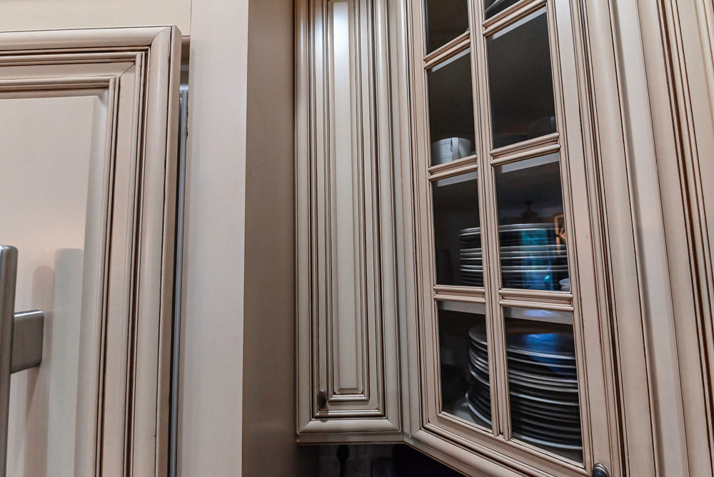 Yorktowne Traditional Cream Kitchen with Island, Cherry Dry Bar and Wolf & Sub-Zero Appliances