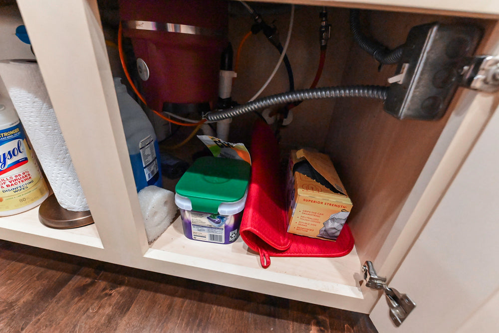 Yorktowne Traditional Cream Kitchen with Island, Cherry Dry Bar and Wolf & Sub-Zero Appliances