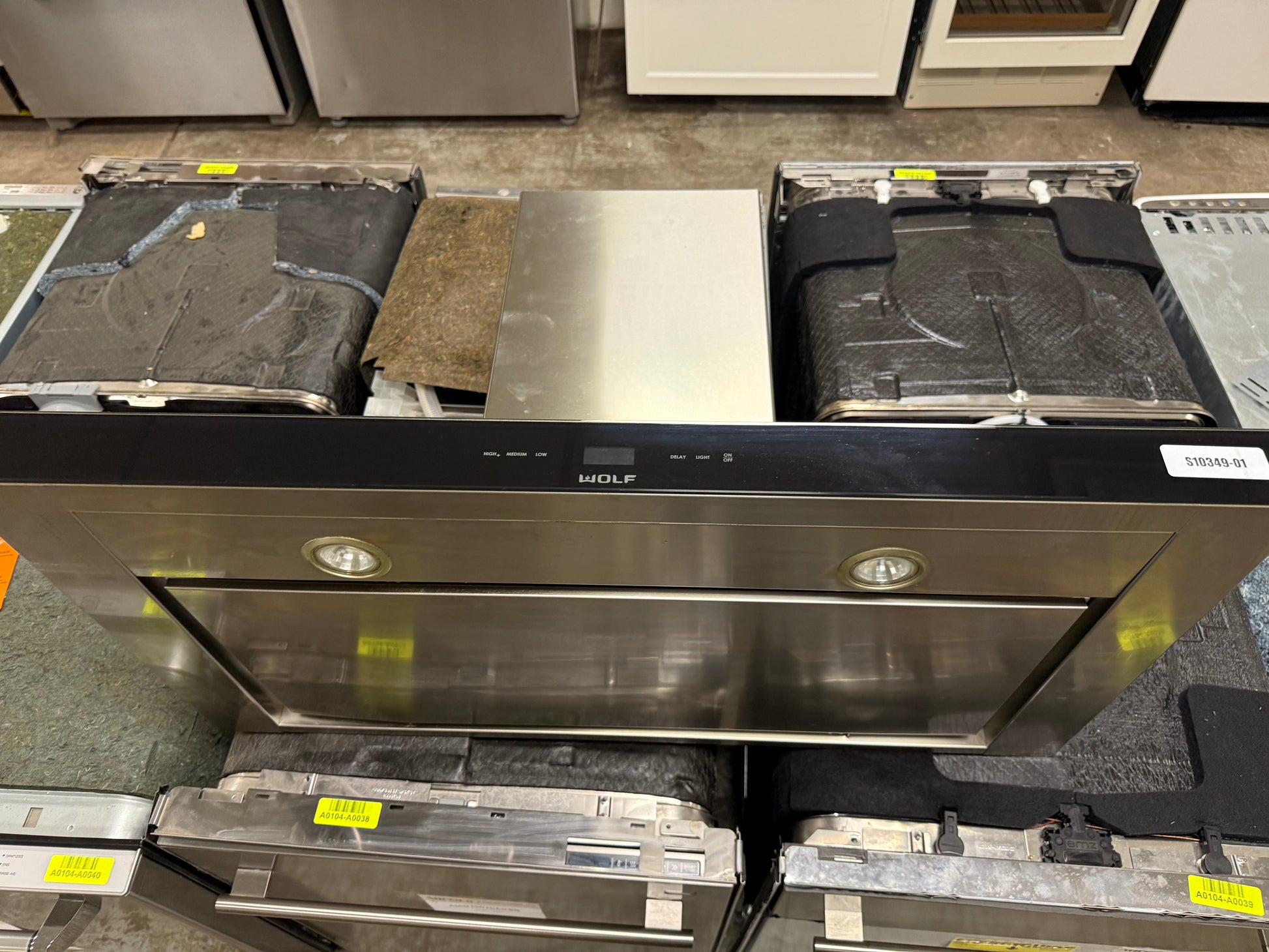 Wolf VW36B 36" Stainless Steel Wall Mount Chimney Range Hood, Pre-Owned