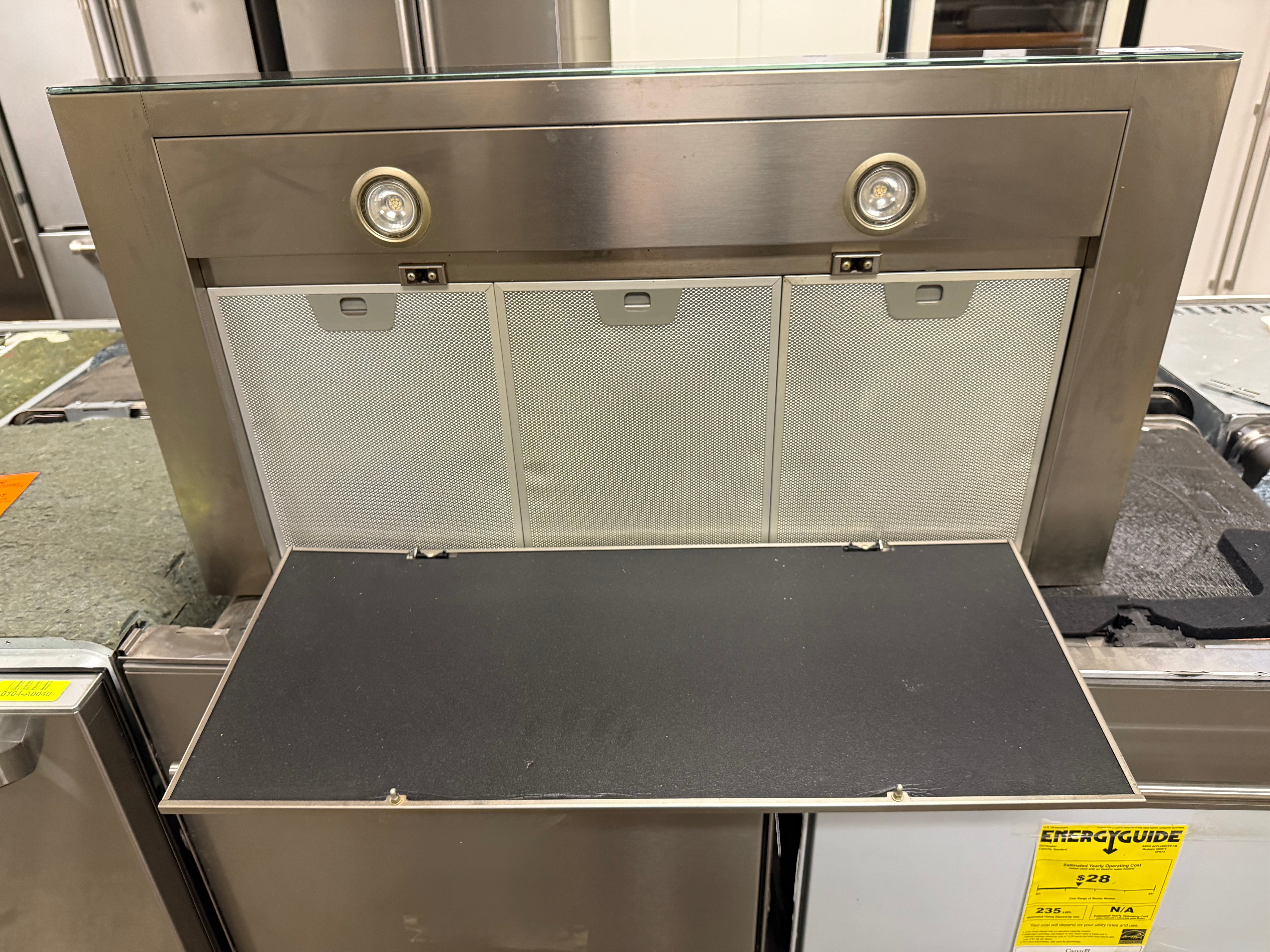 Wolf VW36B 36" Stainless Steel Wall Mount Chimney Range Hood, Pre-Owned