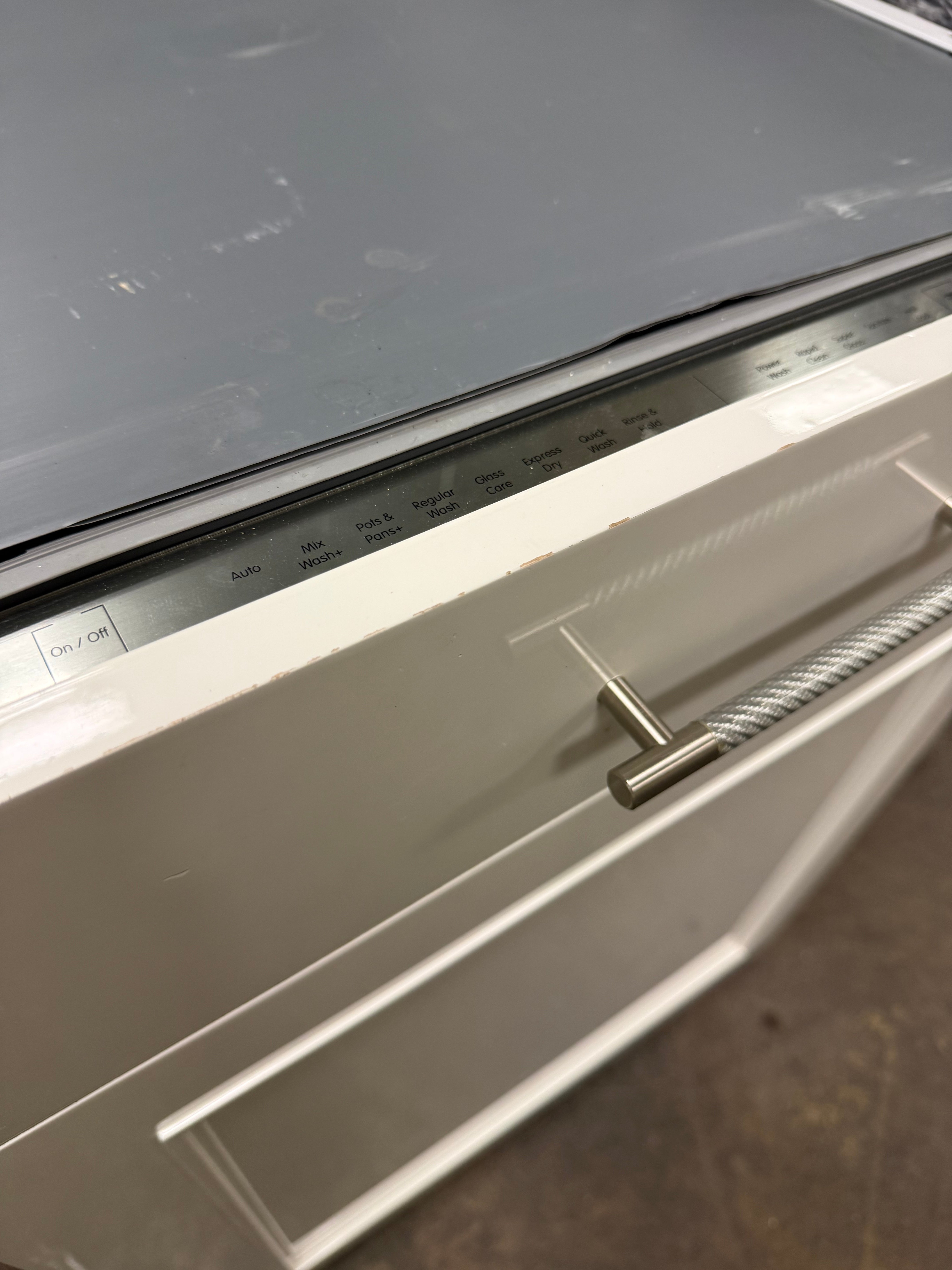 Blomberg DWT 81800 FBI 24" Paneled Dishwasher, Pre-Owned