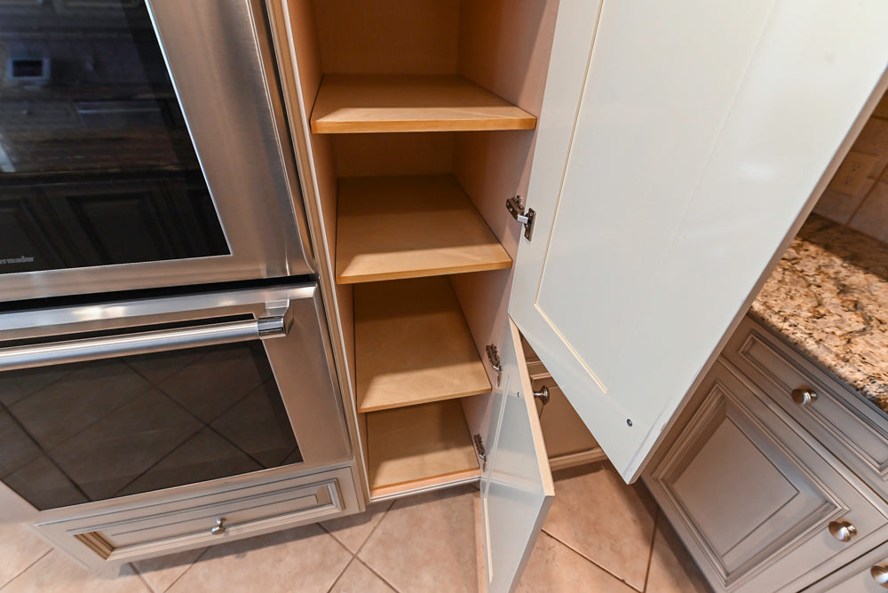 Seimatic Traditional Light Beige Kitchen with Island, Granite Countertops and Appliances