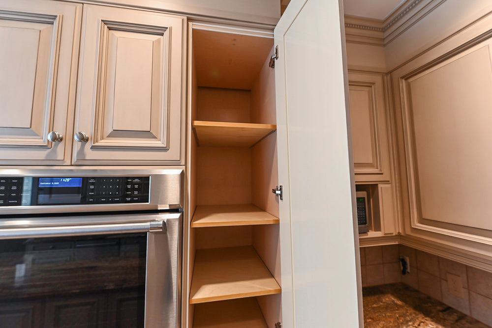 Seimatic Traditional Light Beige Kitchen with Island, Granite Countertops and Appliances