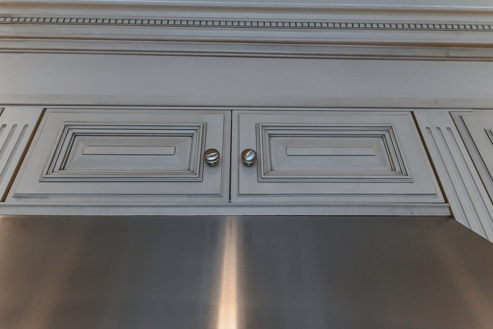 Seimatic Traditional Light Beige Kitchen with Island, Granite Countertops and Appliances