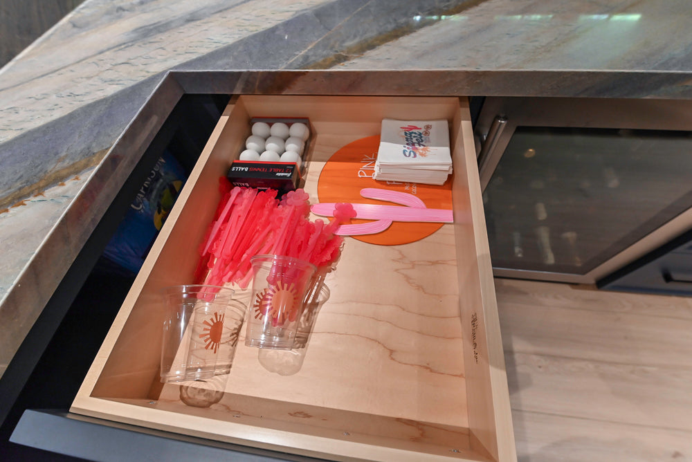 Rein & Jac Transitional Navy & Natural Wood Toned U-Shaped Bar with Marble Countertops, Sink and Faucet