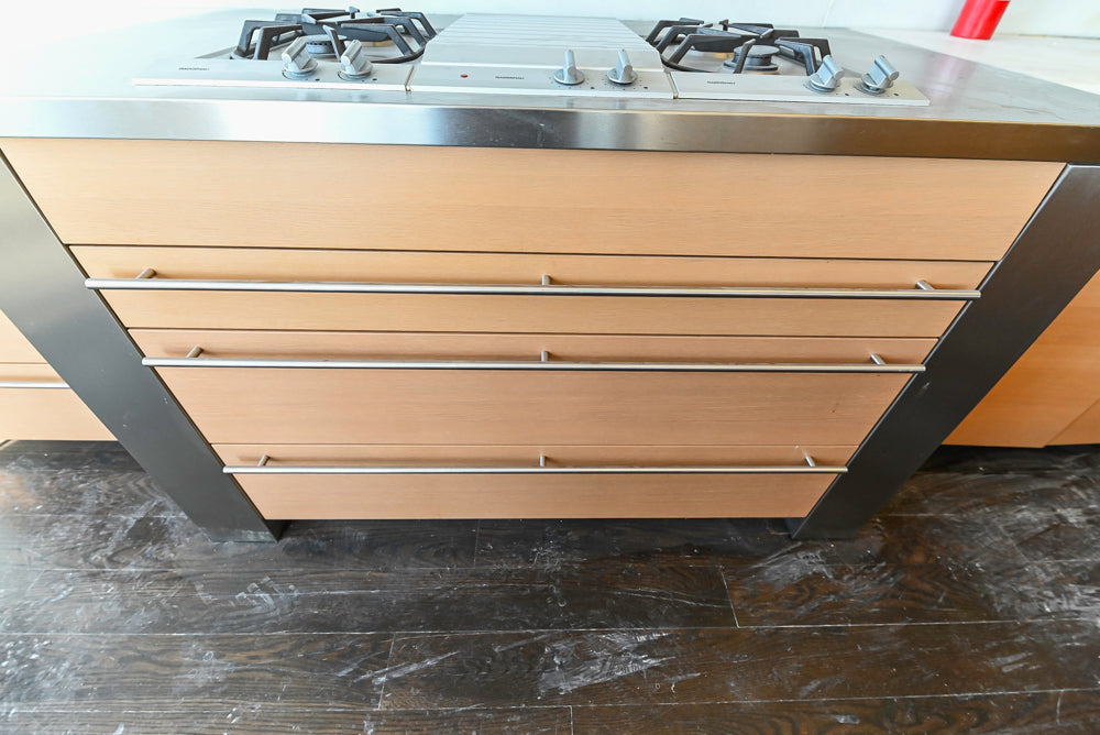 Poggenpohl Modern Light Wood Veneer Kitchen with White Marble Countertops and Appliances