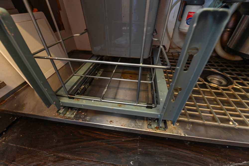 Poggenpohl Modern Light Wood Veneer Kitchen with White Marble Countertops and Appliances