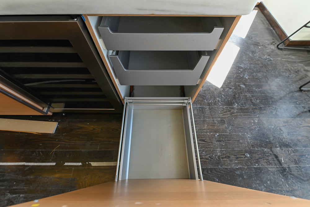 Poggenpohl Modern Light Wood Veneer Kitchen with White Marble Countertops and Appliances