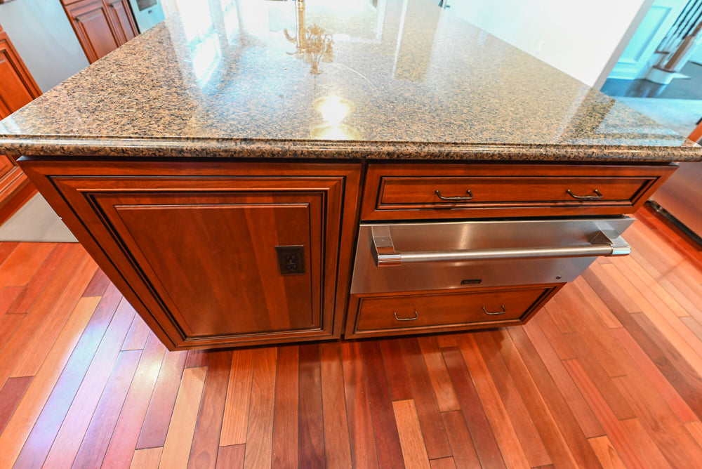 Pennville Traditional Wooden Kitchen with Granite Countertops and Thermador Appliances