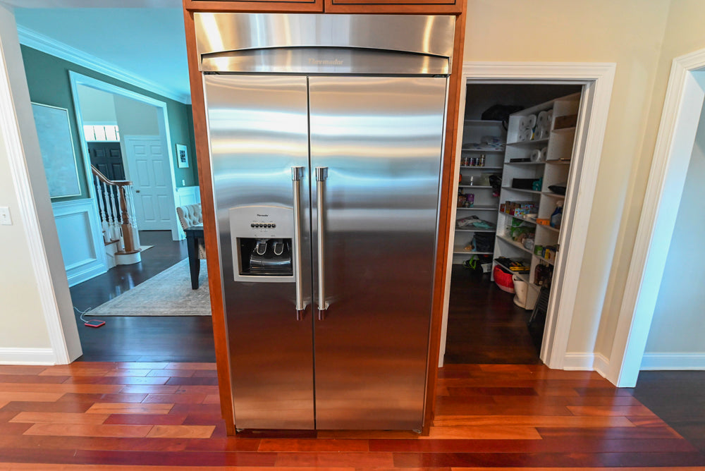 Pennville Traditional Wooden Kitchen with Granite Countertops and Thermador Appliances