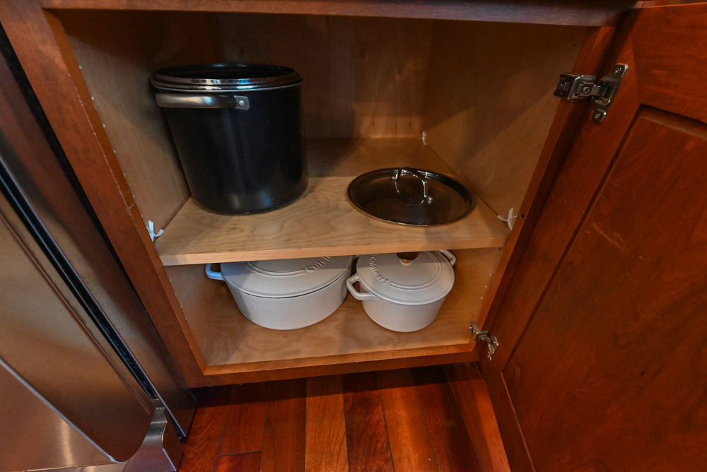 Pennville Traditional Wooden Kitchen with Granite Countertops and Thermador Appliances