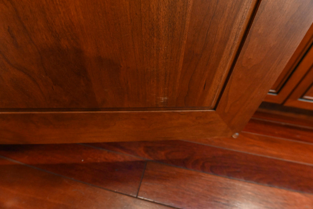 Pennville Traditional Wooden Kitchen with Granite Countertops and Thermador Appliances