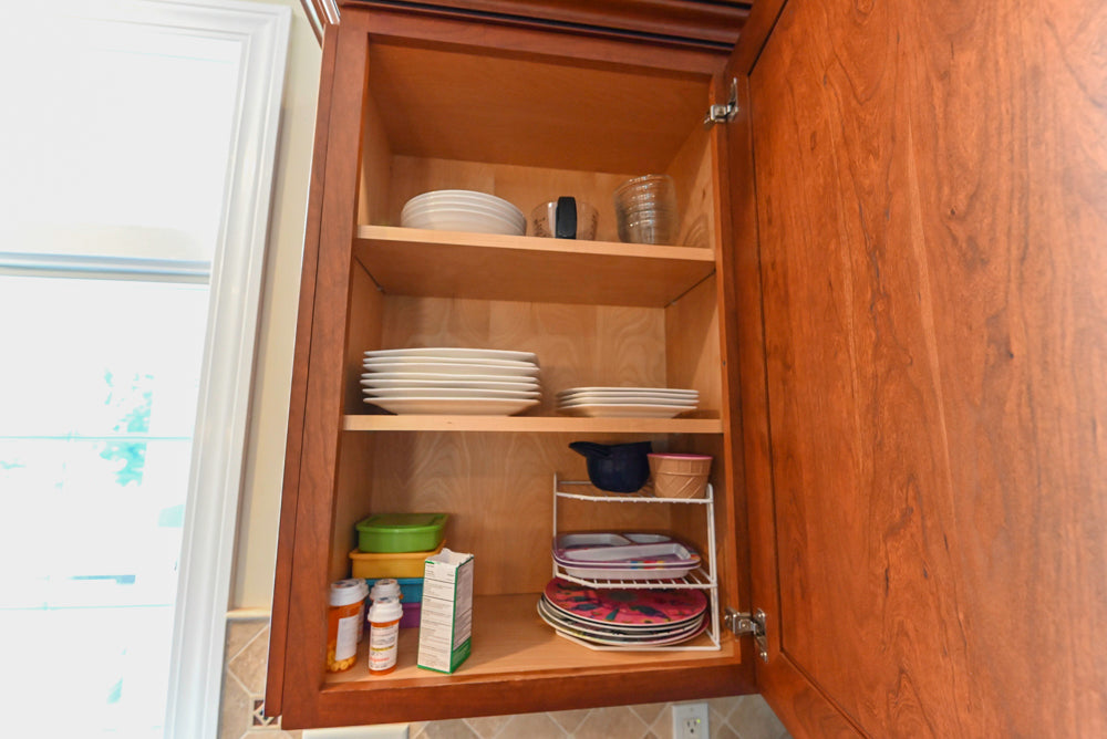Pennville Traditional Wooden Kitchen with Granite Countertops and Thermador Appliances