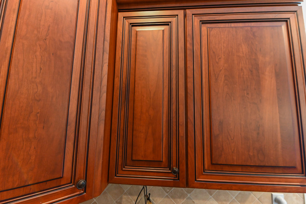 Pennville Traditional Wooden Kitchen with Granite Countertops and Thermador Appliances