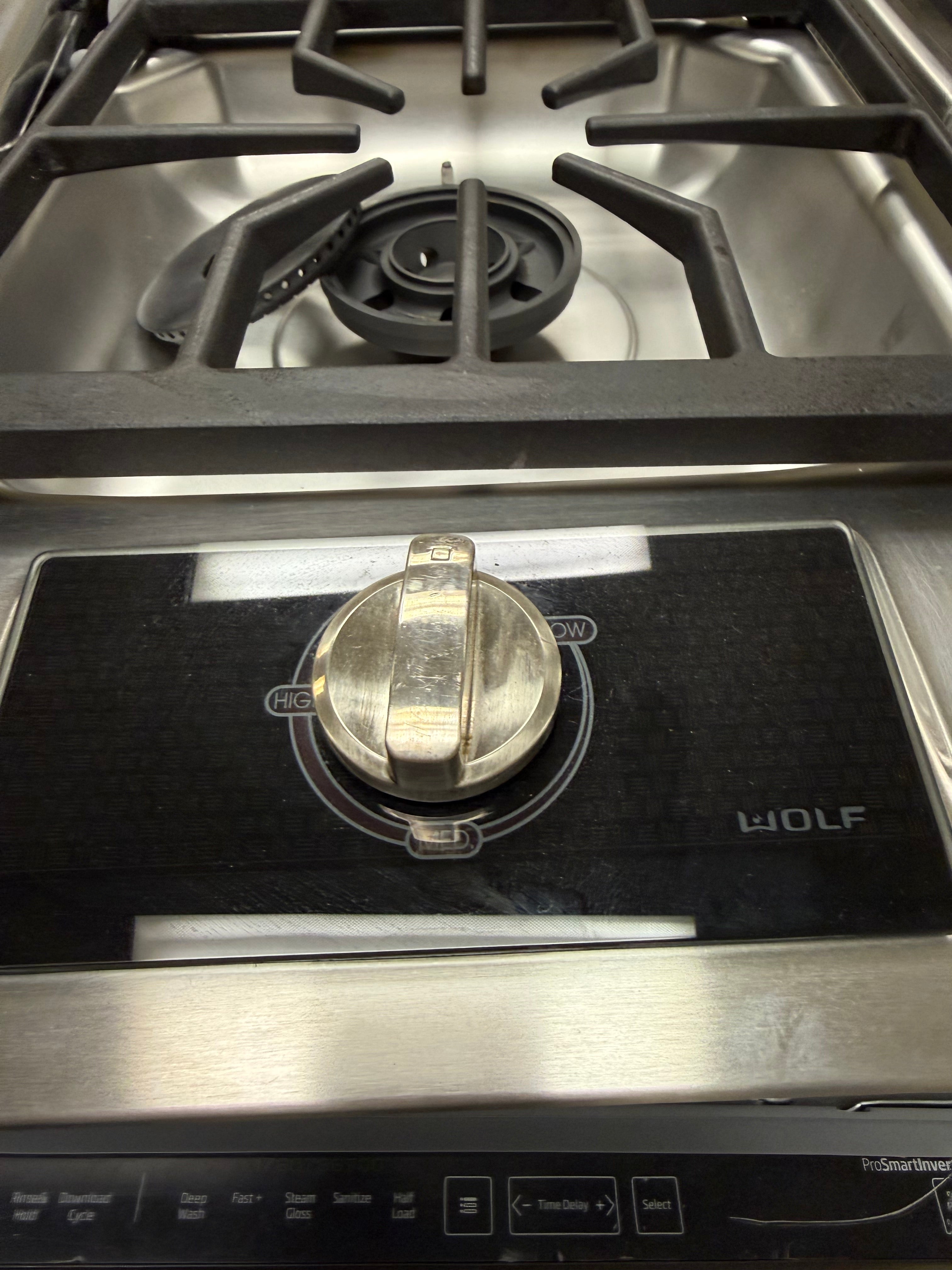Wolf IM15/S 15" Stainless Steel Multi-Function Gas Cooktop
