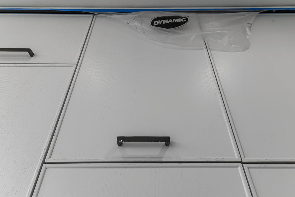 Smallbone Transitional White Kitchen with Island and Quartzite Countertops