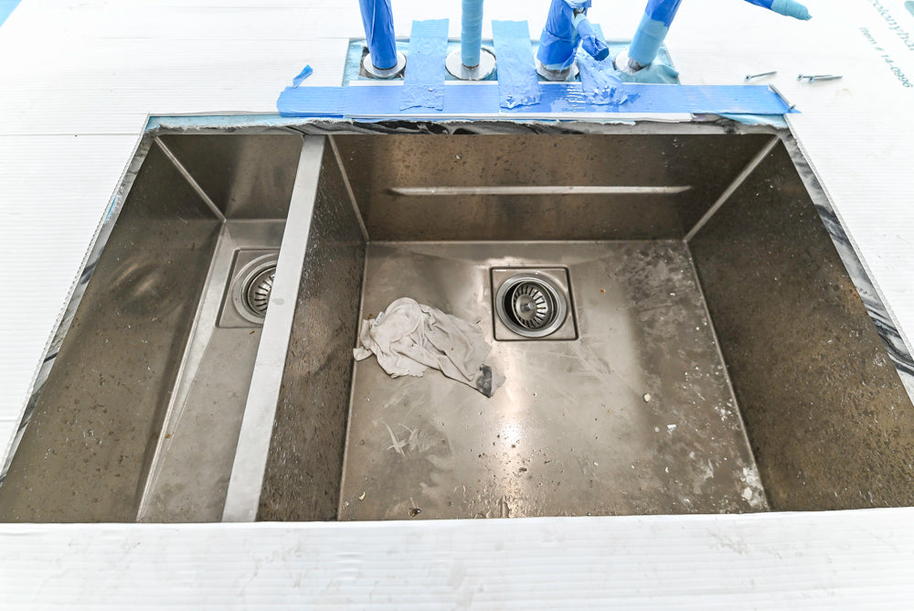 Smallbone Transitional White Kitchen with Island and Quartzite Countertops