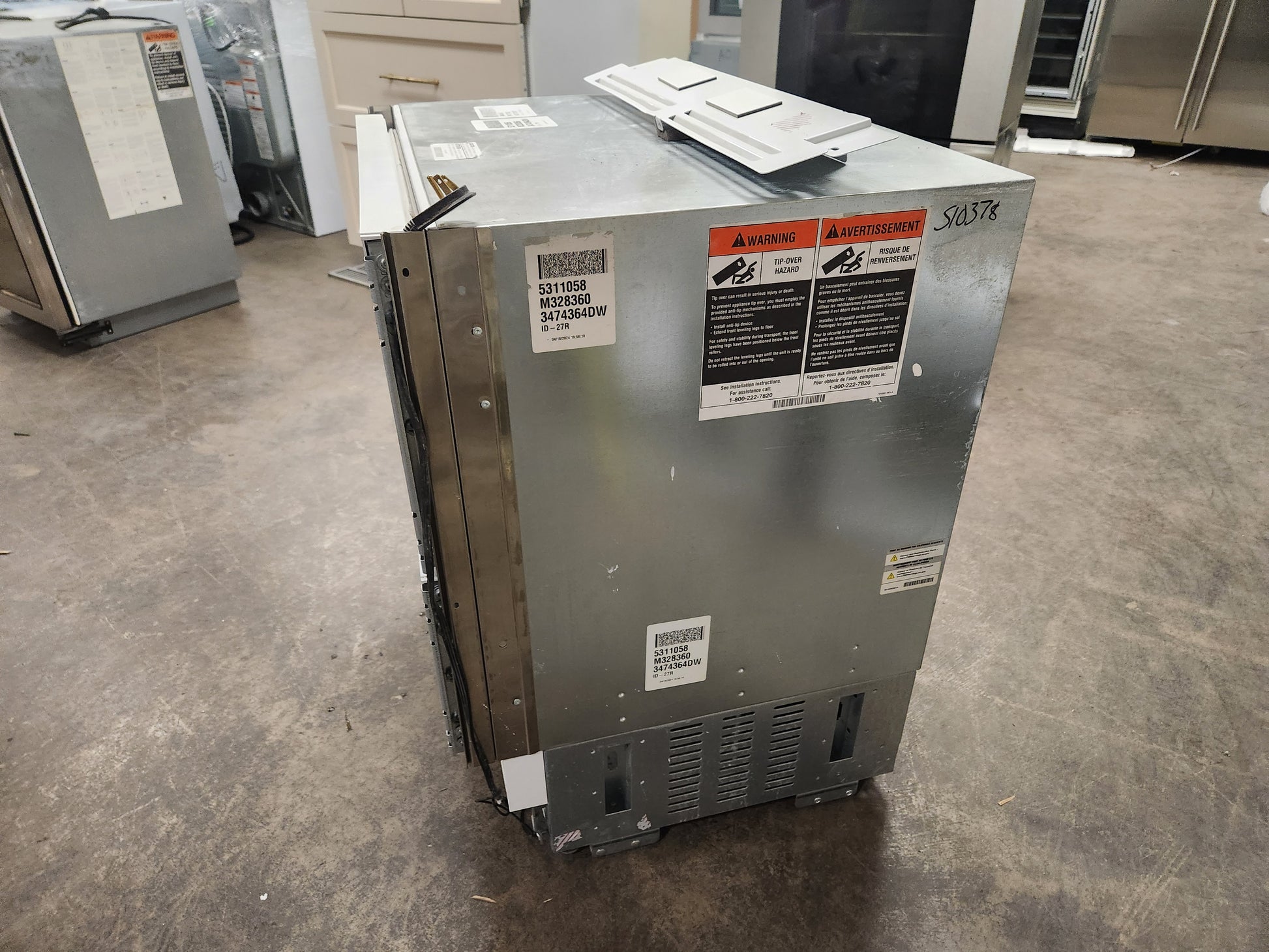 Sub-Zero ID-27R 27" Panel Ready Undercounter Refrigerator Drawers