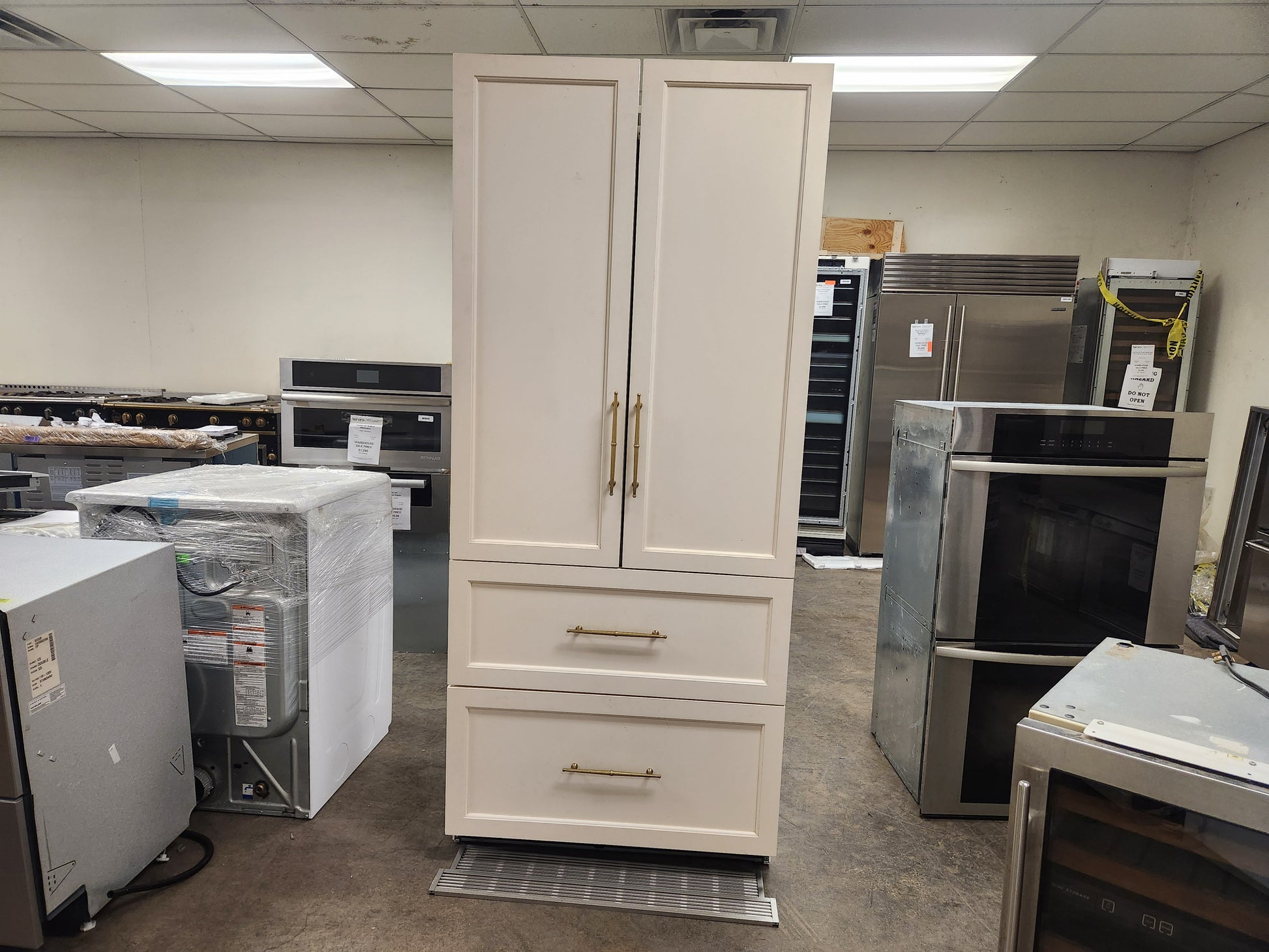 Liebherr HC 2082 36" Paneled 4-Door French Door Refrigerator