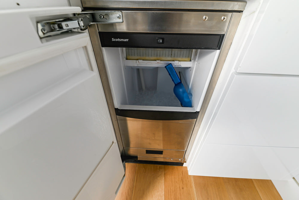 Brubaker Modern White Lacquered Butler's Pantry with Stone Countertops and Ice Maker