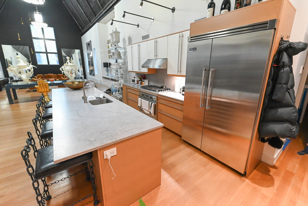 Poggenpohl Modern Veneer Kitchen with Island and Viking Appliances