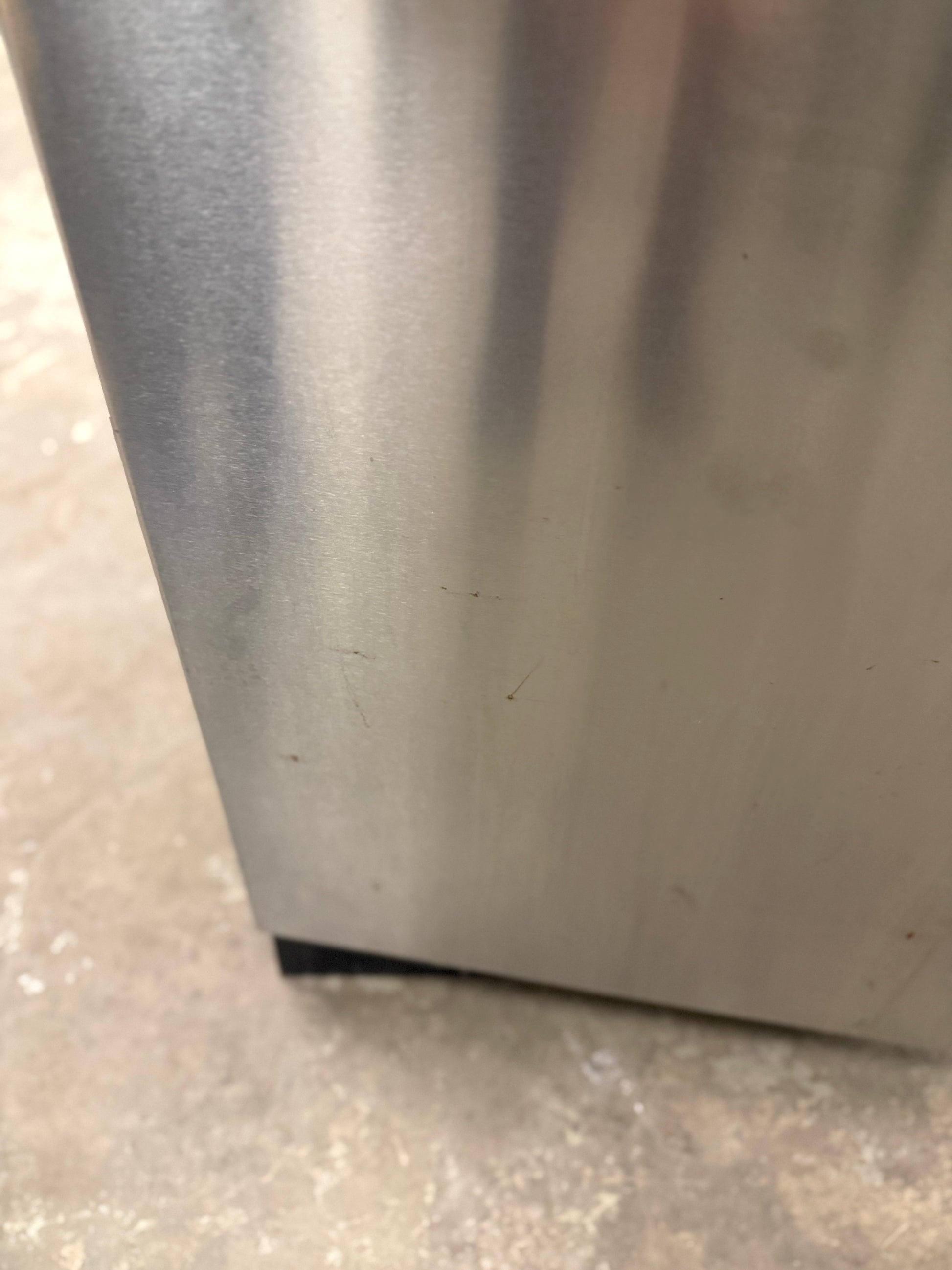 Bosch SHX68TL5UC 24" Stainless Steel Dishwasher, Pre-Owned