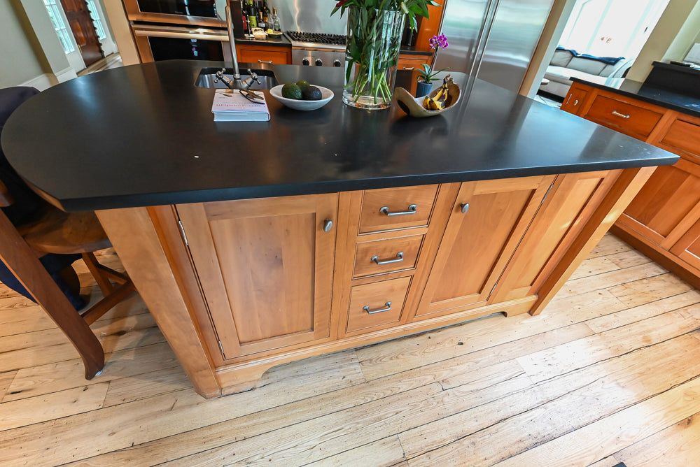 ÒThe DavenportÓ Traditional Wooden Kitchen with Island and 48" Sub-Zero Refrigerator