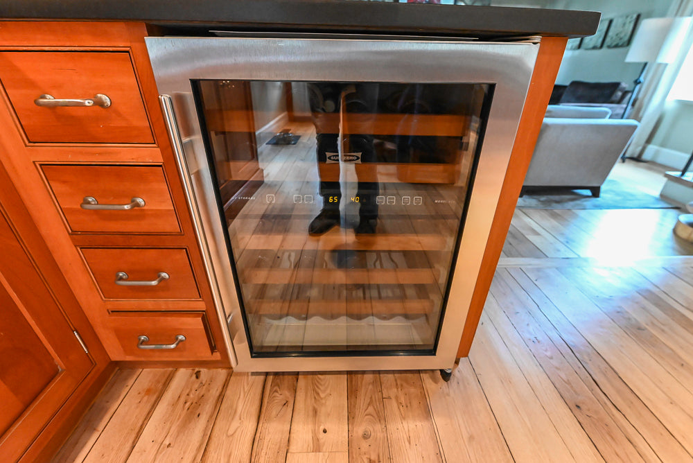 ÒThe DavenportÓ Traditional Wooden Kitchen with Island and 48" Sub-Zero Refrigerator