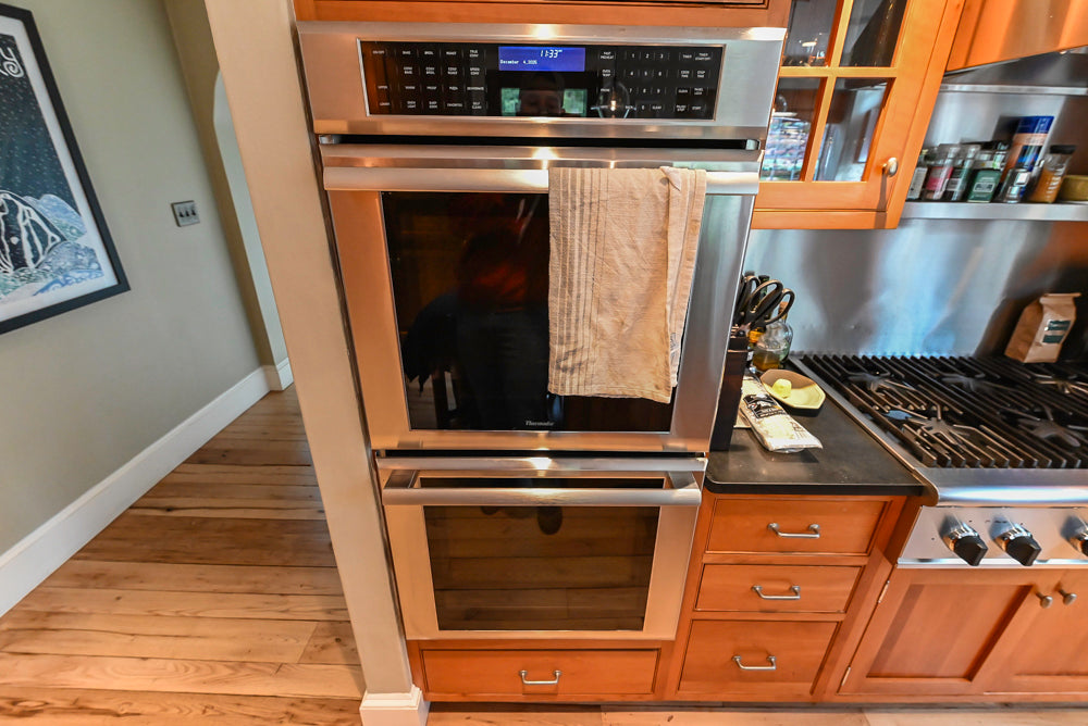 ÒThe DavenportÓ Traditional Wooden Kitchen with Island and 48" Sub-Zero Refrigerator