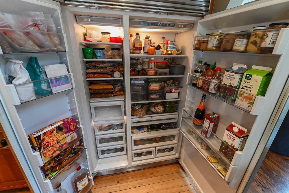 ÒThe DavenportÓ Traditional Wooden Kitchen with Island and 48" Sub-Zero Refrigerator