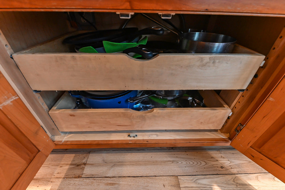 ÒThe DavenportÓ Traditional Wooden Kitchen with Island and 48" Sub-Zero Refrigerator