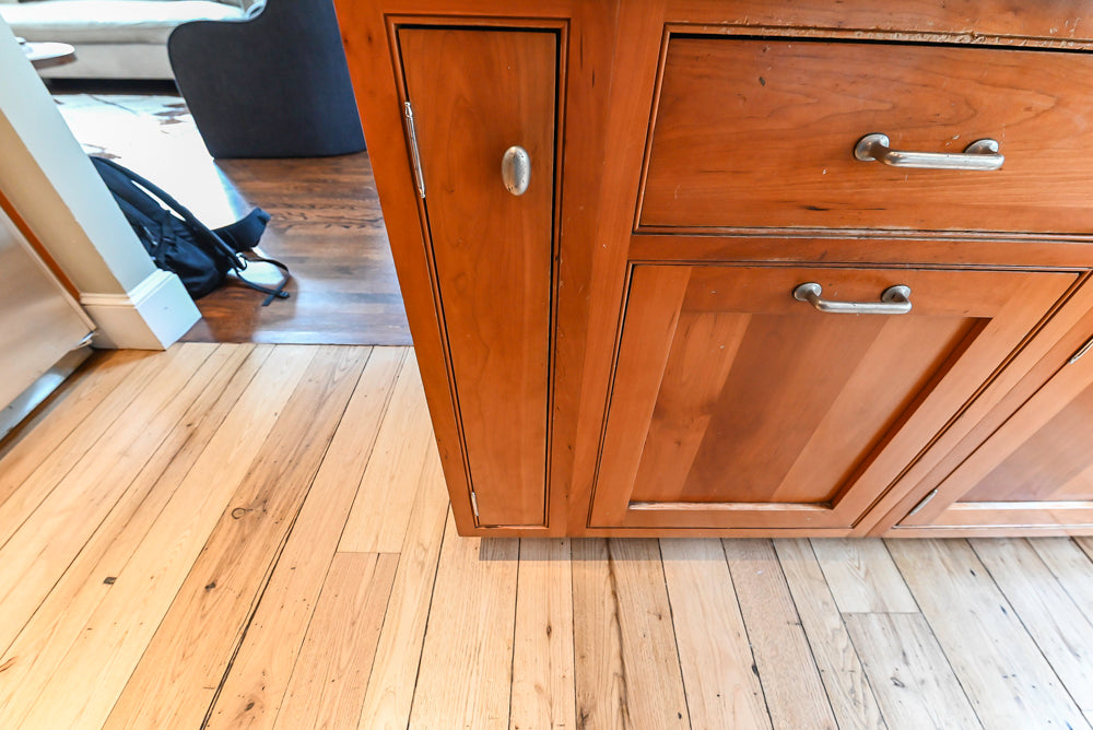 ÒThe DavenportÓ Traditional Wooden Kitchen with Island and 48" Sub-Zero Refrigerator