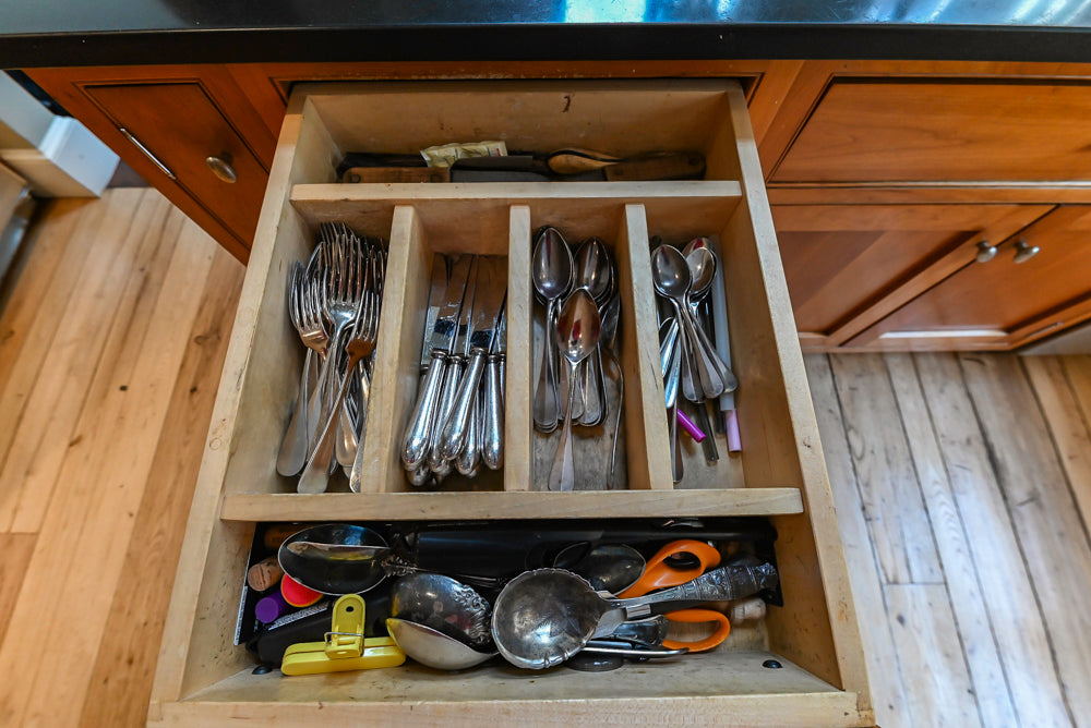 ÒThe DavenportÓ Traditional Wooden Kitchen with Island and 48" Sub-Zero Refrigerator