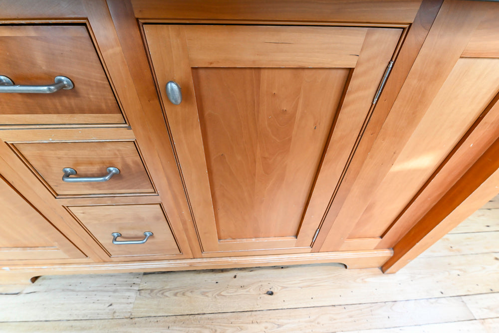 ÒThe DavenportÓ Traditional Wooden Kitchen with Island and 48" Sub-Zero Refrigerator