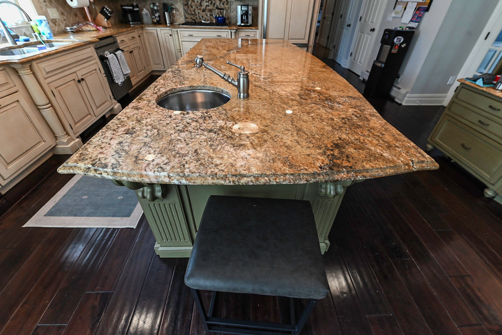 ÒThe HarcourtÓ Traditional Two-Tone Distressed Kitchen with Green Island, Granite Countertops and Appliances