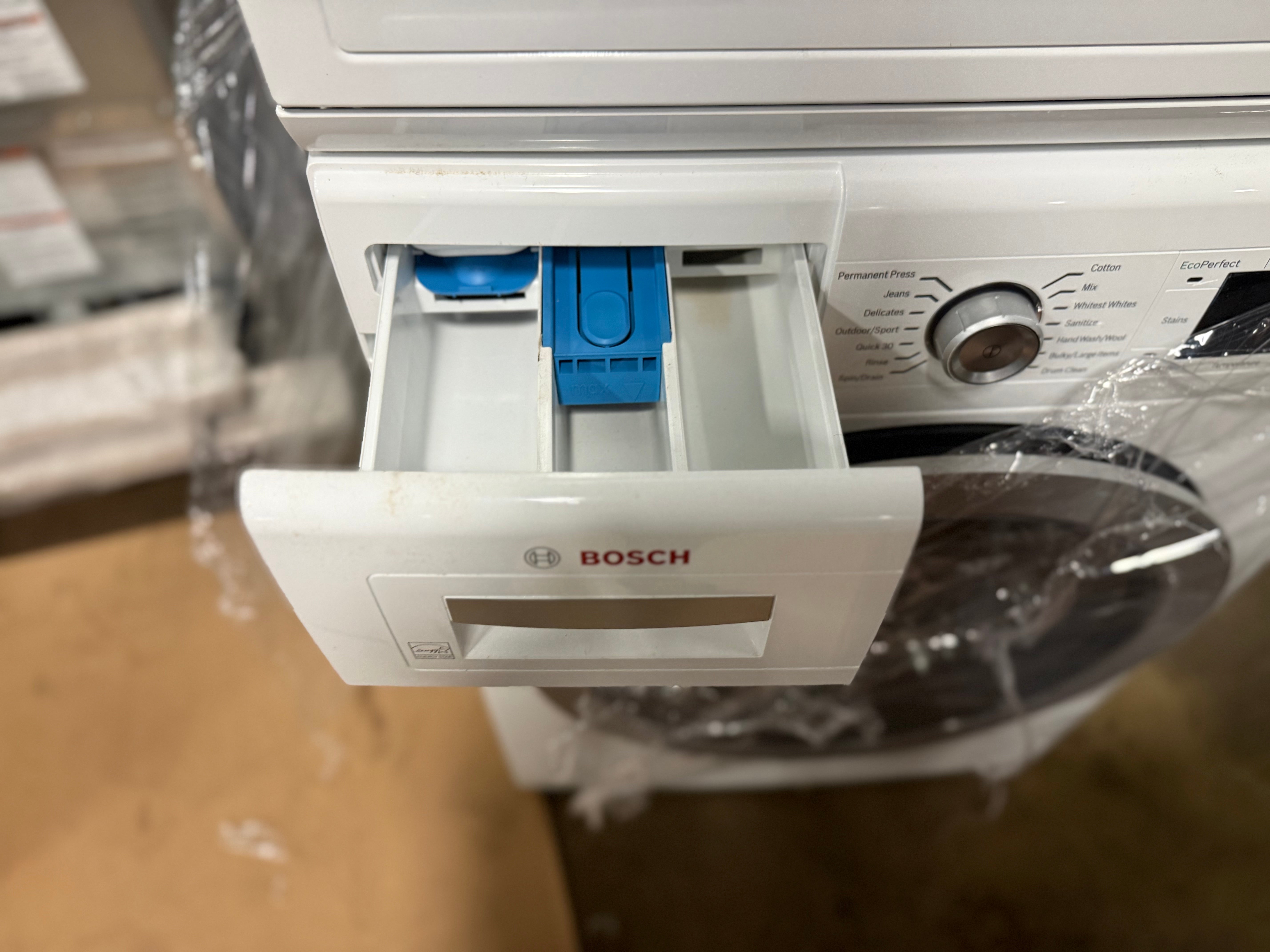 Bosch 500 Series 24" White Stacked Washer & Electric Dryer