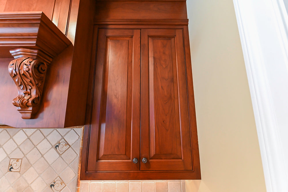 "The Winchester" Traditional Wooden Kitchen with Granite Countertops and Appliances