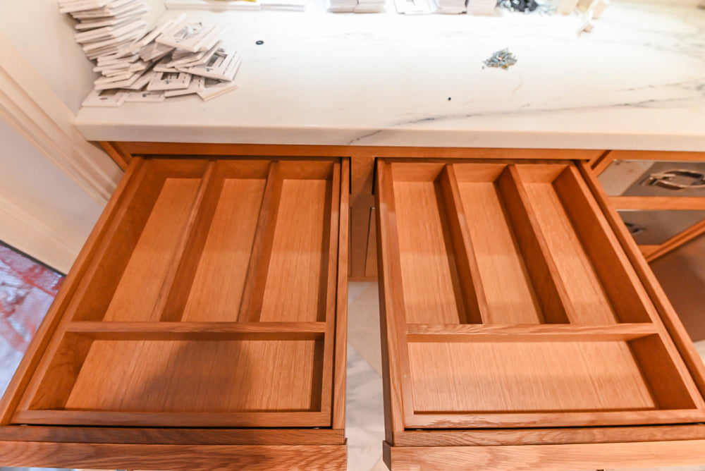 Christopher Peacock "Culinarium" Transitional Rift-Sawn White Oak Kitchen with Island