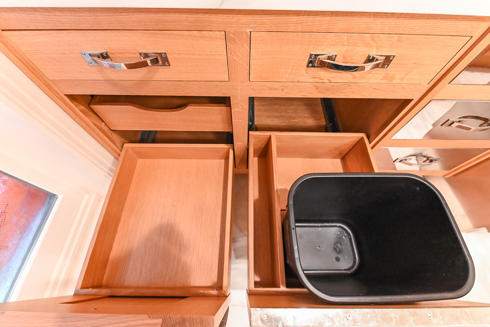 Christopher Peacock "Culinarium" Transitional Rift-Sawn White Oak Kitchen with Island